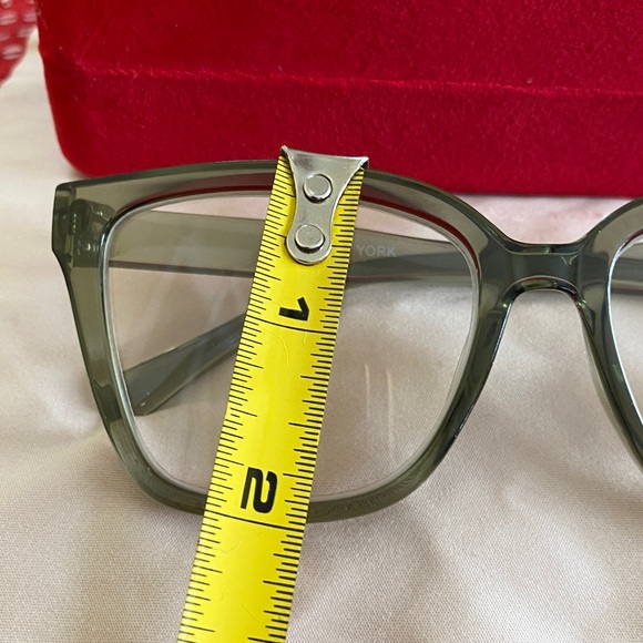 Jones New York Oversized Exaggerated CatEye Clear Green Frames Readers +1.5 NWT main image 13